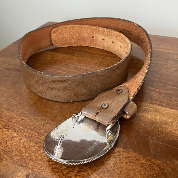 Montana SilverSmiths Cowboy/Cowgirl Initial Oval Silver Belt Buckle Leather Belt - Picture 3 of 14